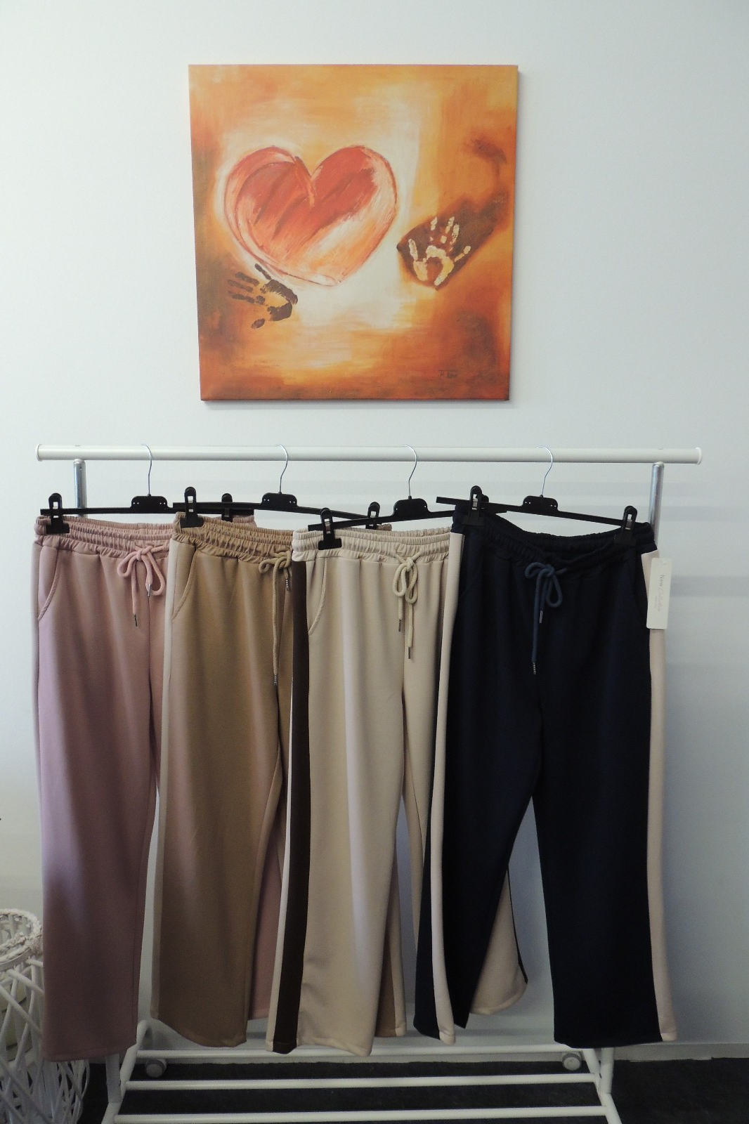 Hose Jogpant Butterstoff Softtouch Streifen weich Made Italy Gr. 42,44,46