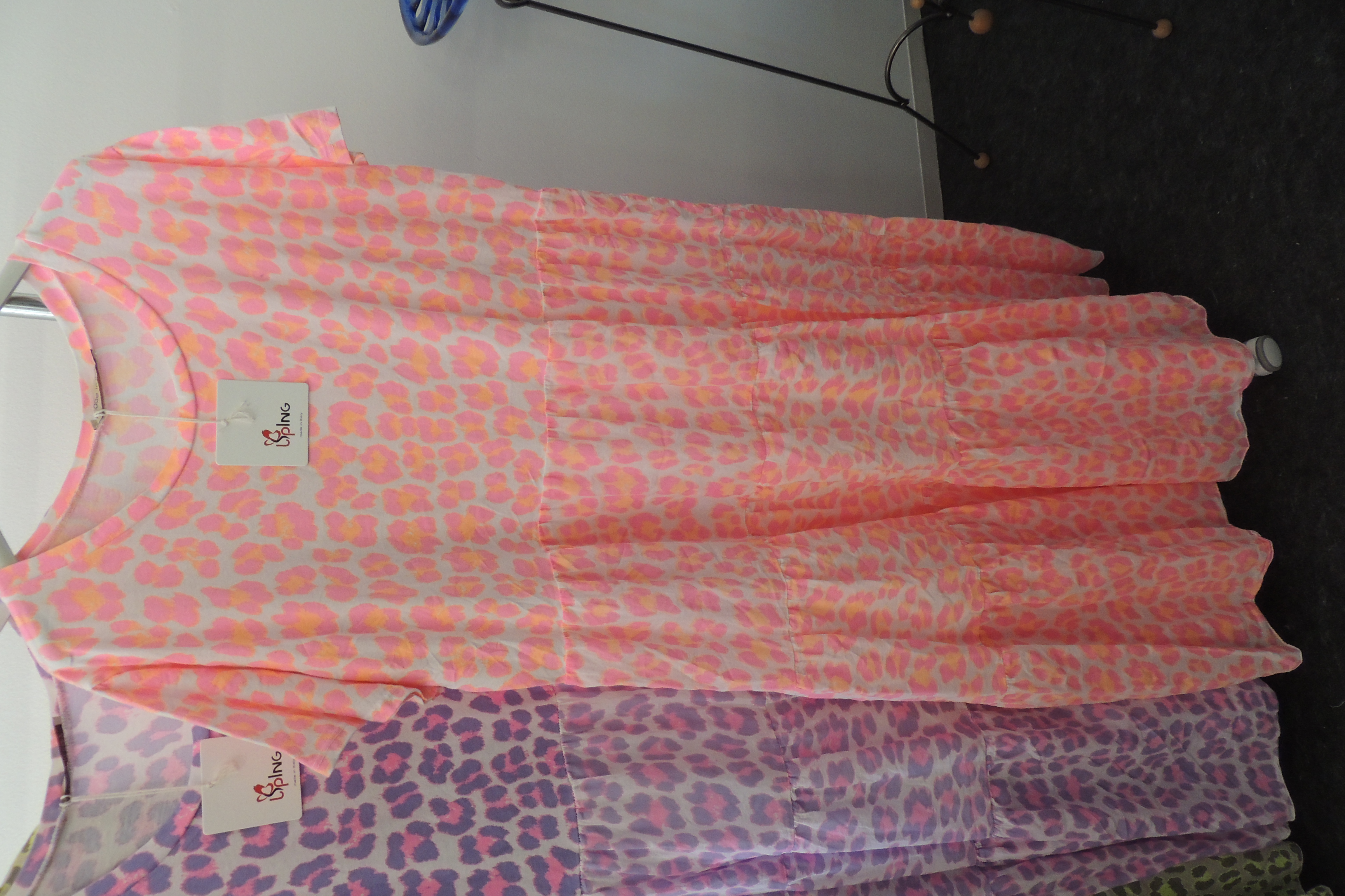 Kleid Sommerkleid Hängerchen Shirt Tunika Leo Unterrock Made in Italy44,46,kl48