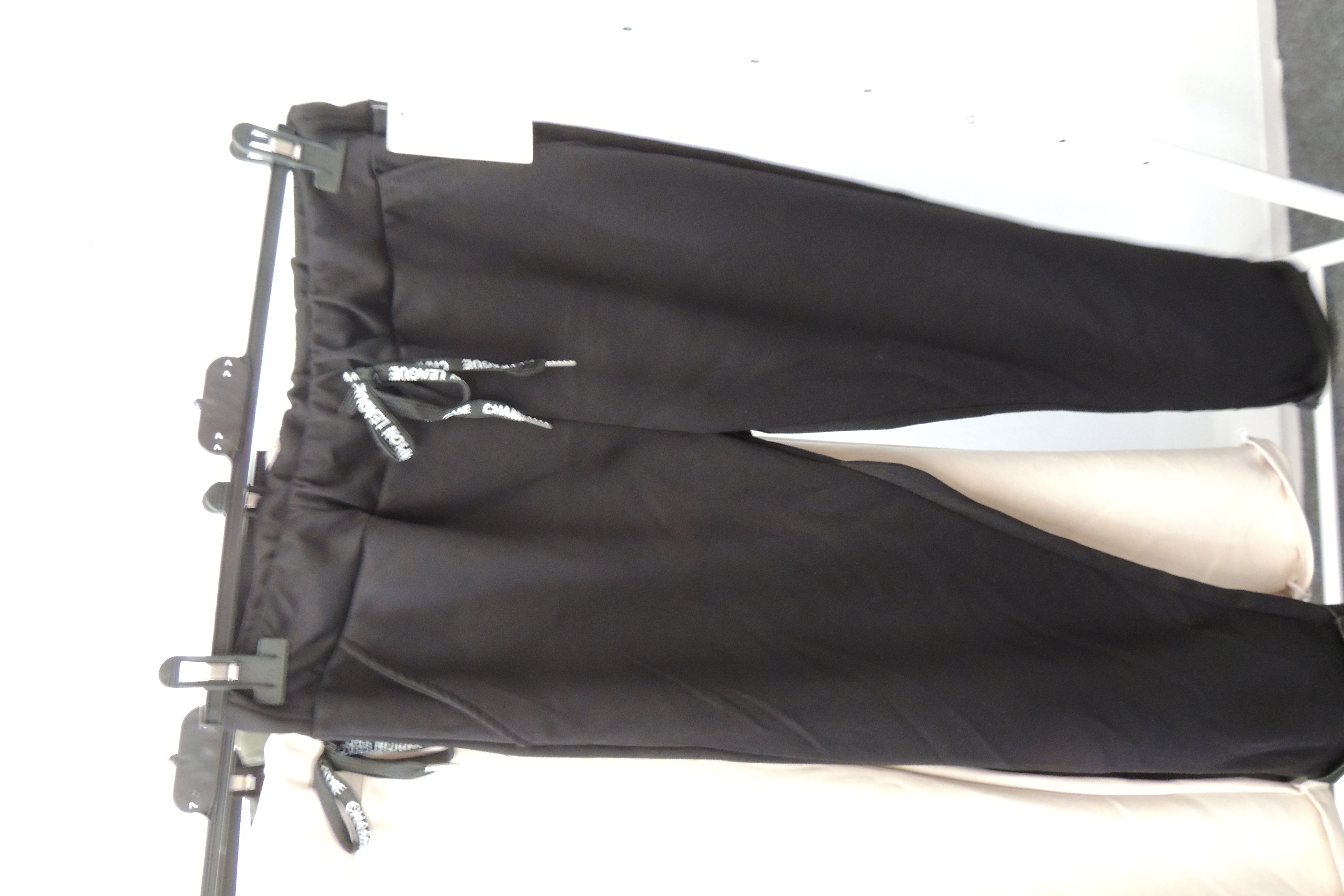 Hose Jogpant Butterstoff Softtouch super weich Made Italy Gr. 36,38,40