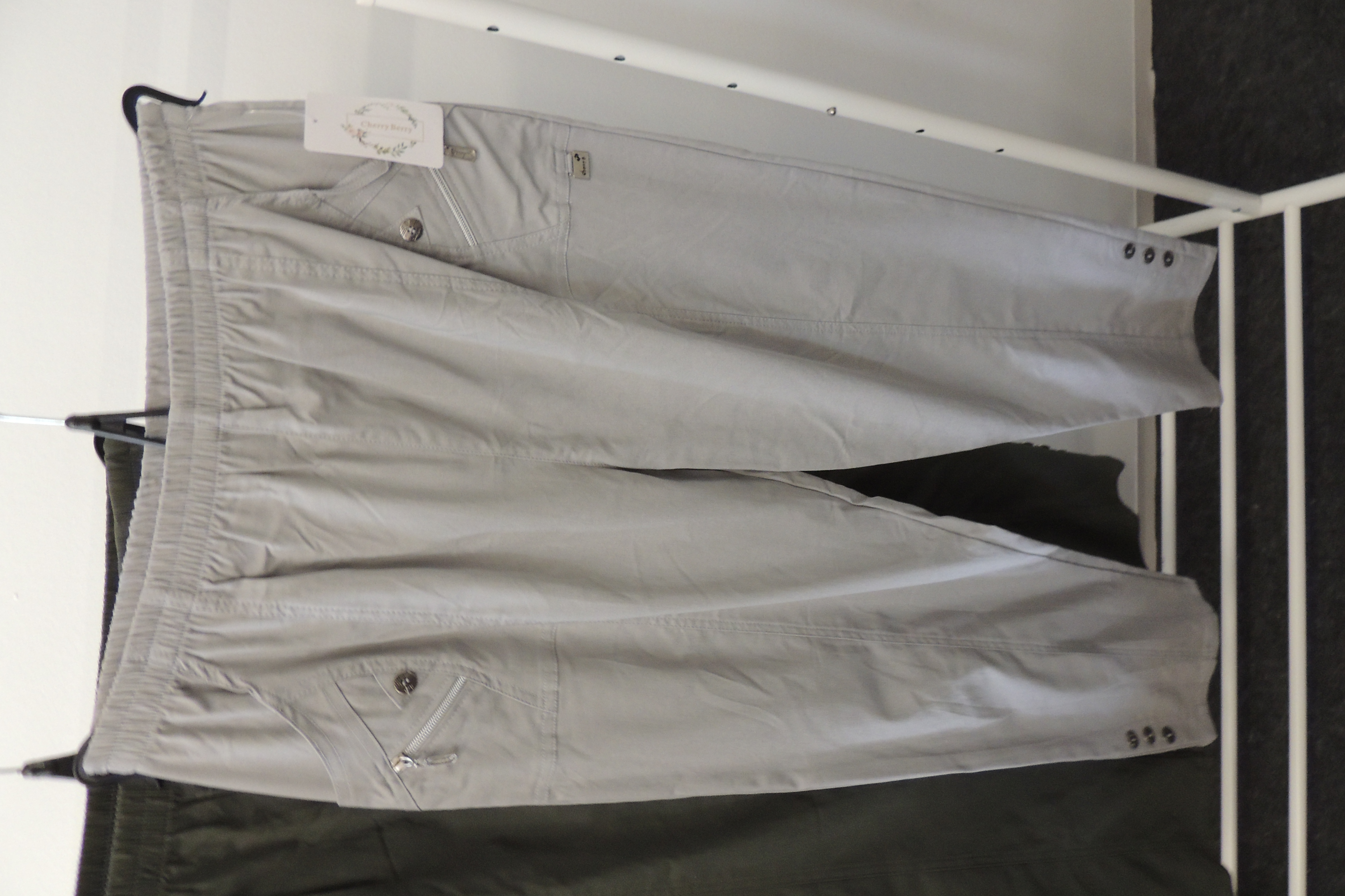 Hose Jogpant Schlupfhose Uni Knopfleiste Reißverschluß Made Italy Gr. 44,46,48