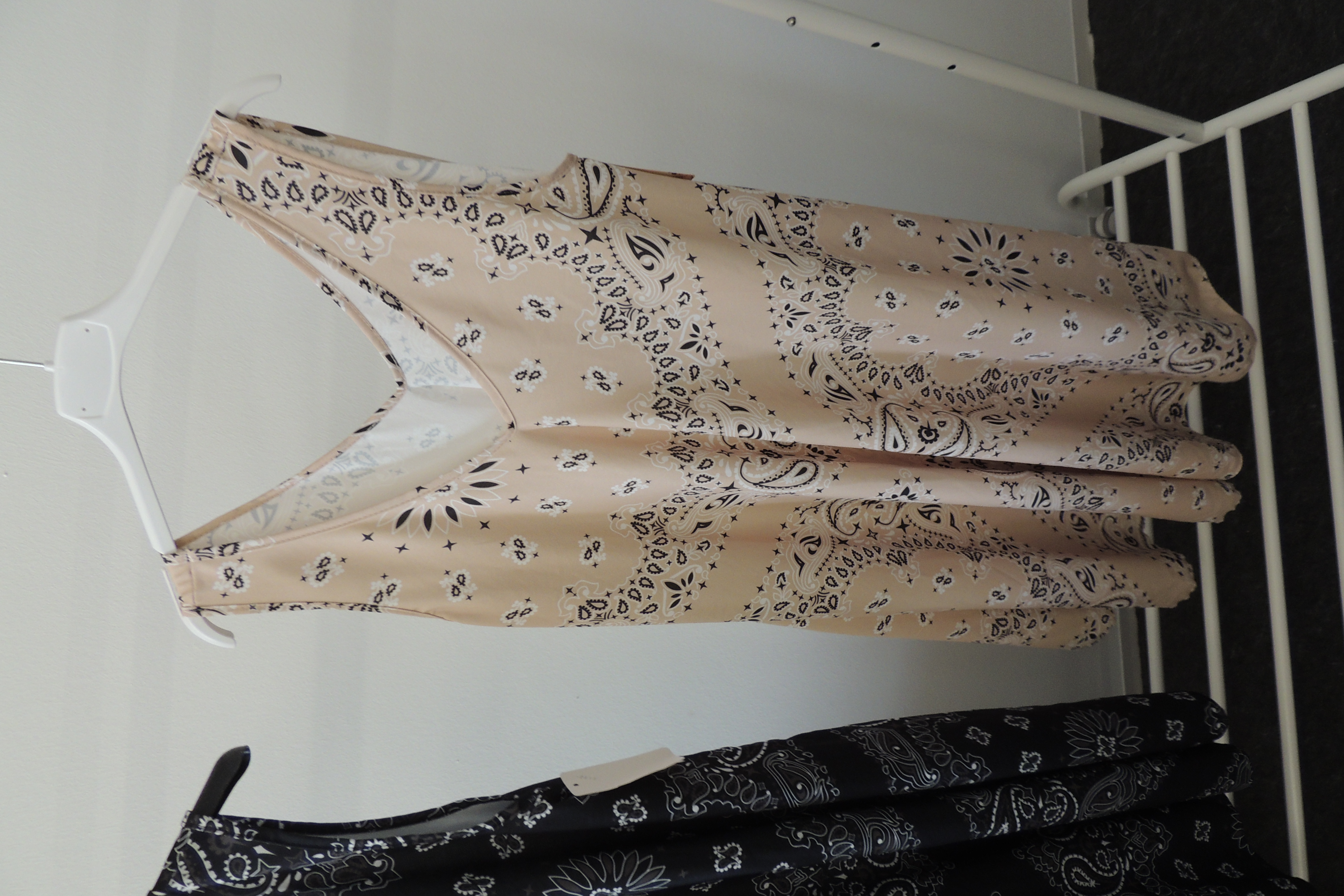 Kleid Sommerkleid Hängerchen Shirt Tunika Bandana Made in Italy 44,46,48